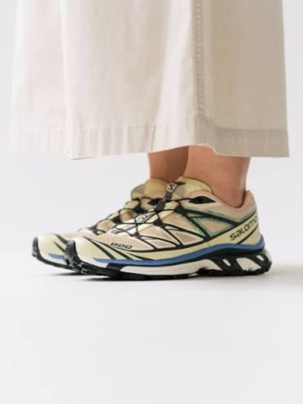 XT-6 MINDFUL Color: Moth / Vanilla Ice / Granada Sky Size 8